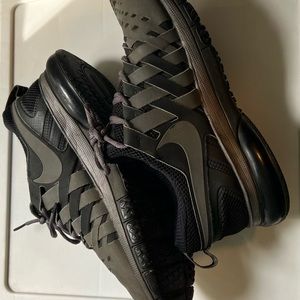 Nike Mens Size 12 Sneakers